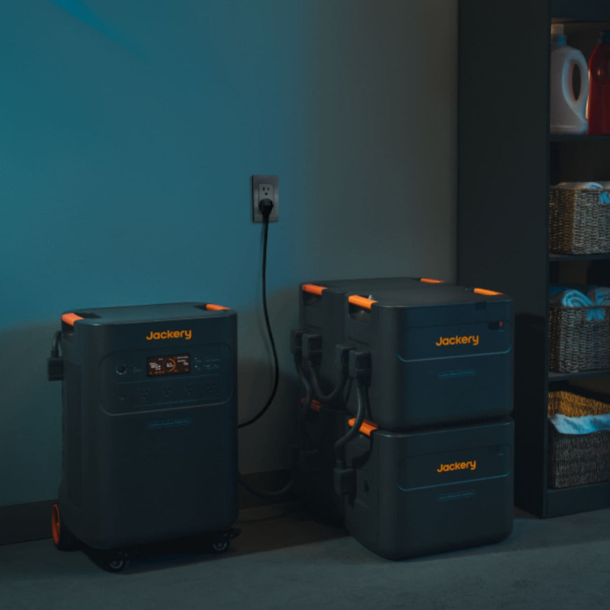 Jackery Explorer 5000 Plus Portable Power Station 7200W 5040Wh