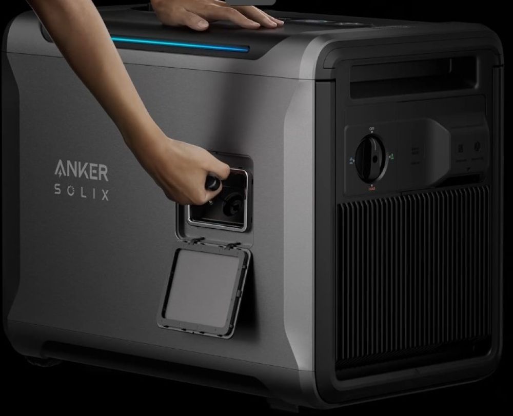 Anker SOLIX 5500 Tri-Fuel Inverter Generator 3600W